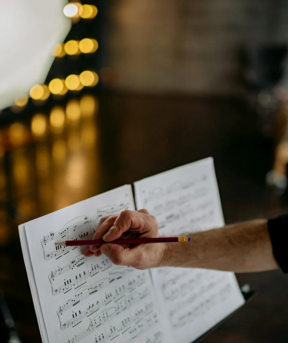 How to Build a Cue Sheet You Can Call From Doors to Applause